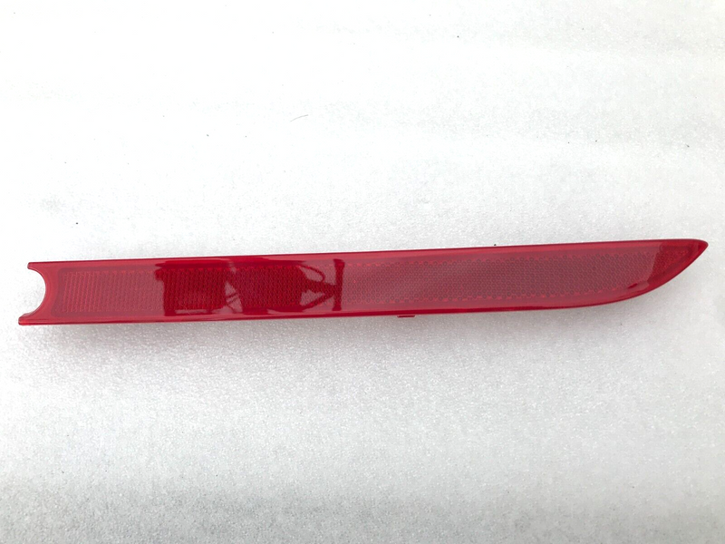 HYUNDAI TUCSON REAR REFLECTOR LIGHT LENS ASSY LEFT PASSENGER SIDE 92405-N73