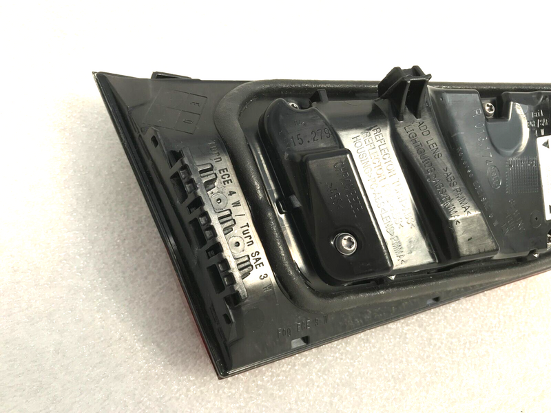 BMW 3' G21 TOURING 2018-ON REAR BOOT LID TAILGATE RIGHT SIDE TAIL LIGHT LED LAMP