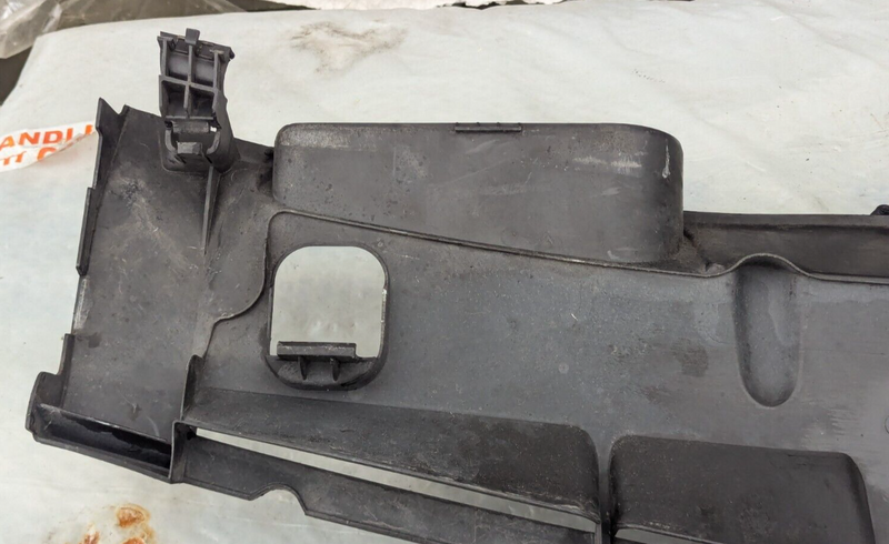 MERCEDES-BENZ C-CLASS W204 07-11 RADIATOR FAN SHROUD TOP COVER TRIM A2045000155