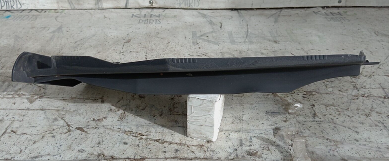 AUDI E-TRON 2018-ON FRONT PASSENGER LEFT N/S WINDSCREEN SCUTTLE TRIM 4KR819447