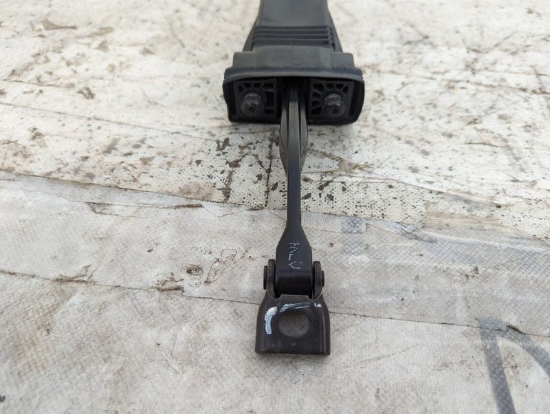AUDI E-TRON 2018-ON FRONT DOOR CATCH STOPPER 4KE837267 GENUINE