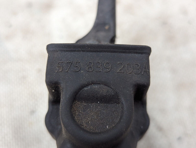 SKODA KAROQ NU7 17-21 REAR RIGHT O/S DOOR CHECK STRAP STOPPER 575839267 GENUINE