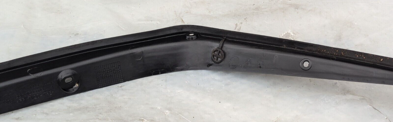 MERCEDES-BENZ C-CLASS W204 07-11 DRIVER RIGHT O/S BOOTLID COVER TRIM A2046931633