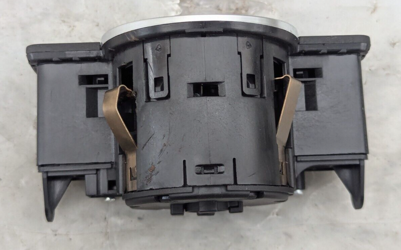 MERCEDES-BENZ C-CLASS W204 07-11 HEADLIGHT CONTROL SWITCH A2049058002 GENUINE