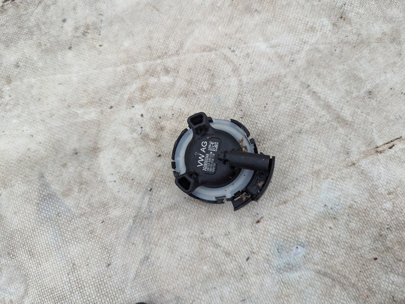 SKODA KAROQ NU7 17-21 FRONT LEFT N/S CRASH IMPACT SENSOR 3Q0959354A GENUINE