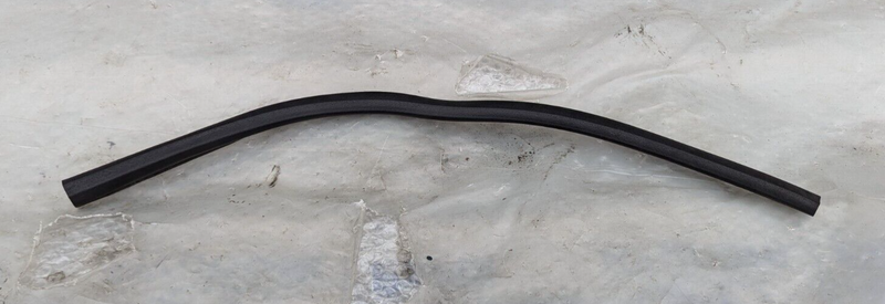 MERCEDES C-CLASS W204 07-11 BONNET HOOD LEFT & RIGHT RUBBER SEAL A2046280198