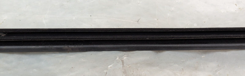 RANGE ROVER EVOQUE L538 2011-2015 WINDOW INNER SLIDING WEATHER SEAL GENUINE