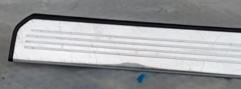MERCEDES S-CLASS W221 06-13 REAR PASSENGER N/S DOOR ENTRY SILL TRIM A2216800535