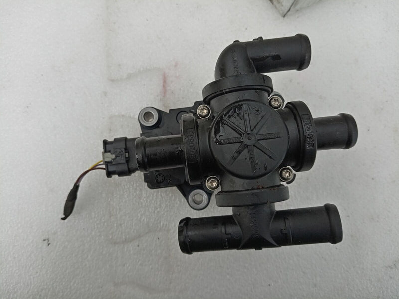 AUDI E-TRON 2018- HEATER CONTROL VALVE 4KE963375N GENUINE