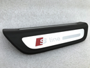 AUDI Q3 8U S-LINE REAR DOOR RIGHT SIDE STEP PLATE SILL TRIM COVER 8U0.853.376B