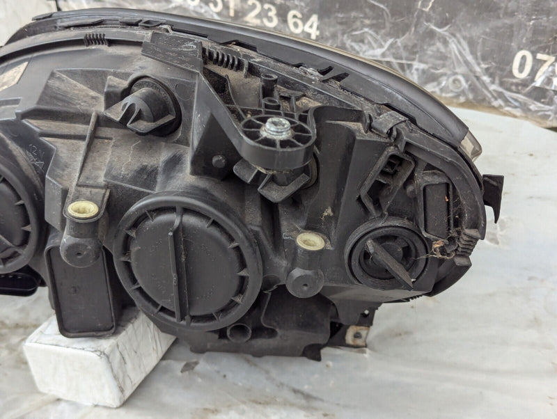 MERCEDES-BENZ C-CLASS W204 07-14 FRONT RIGHT O/S HEADLIGHT HEADLAMP A2048208661