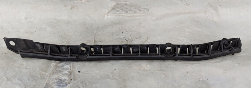 MERCEDES C-CLASS W204 07-11 REAR LEFT N/S BUMPER MOUNT BRACKET A2048800330