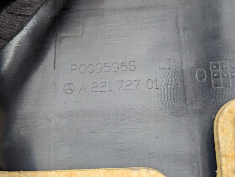 MERCEDES S CLASS W221 06-13 FRONT LEFT N/S INNER DOOR CARD PANEL A2217200170