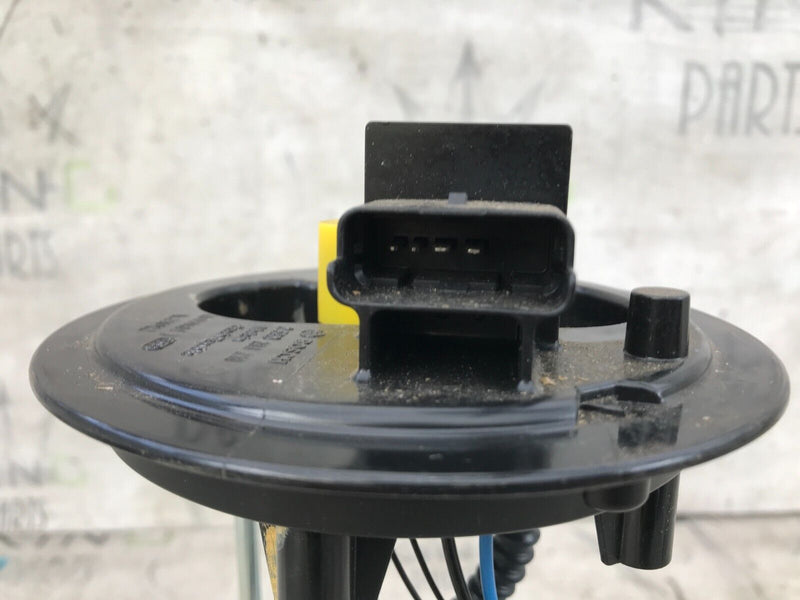 MITSUBISHI FUSO CANTER 0580203210 GENUINE FUEL TANK DELIVERY FUEL PUMP ML216922