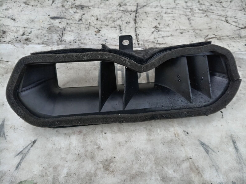 AUDI E-TRON 2018-ON AIR DISTRIBUTION HOUSING W/ ANTENNA AMPLIFIER 4KR858431