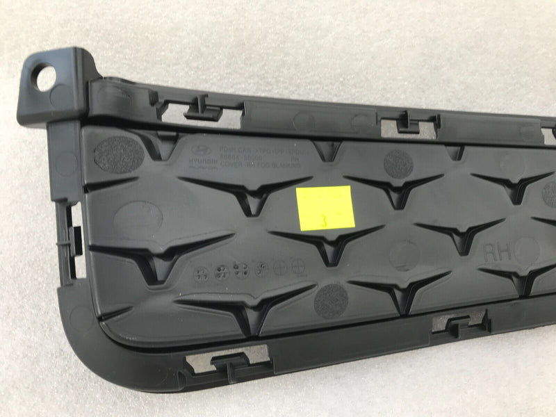 HYUNDAI i30 PD N-LINE 2018-ON *NEW REAR BUMPER RIGHT SIDE TRIM COVER 86664-S0000