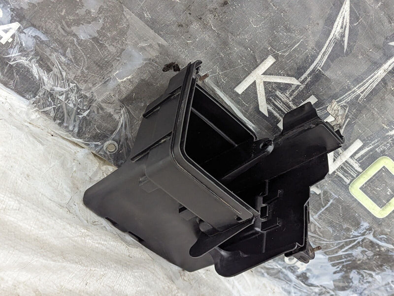 FIAT DUCATO 06-14 FUSE BOX HOLDER SUPPORT HOUSING AND PROTECTION COVER GENUINE