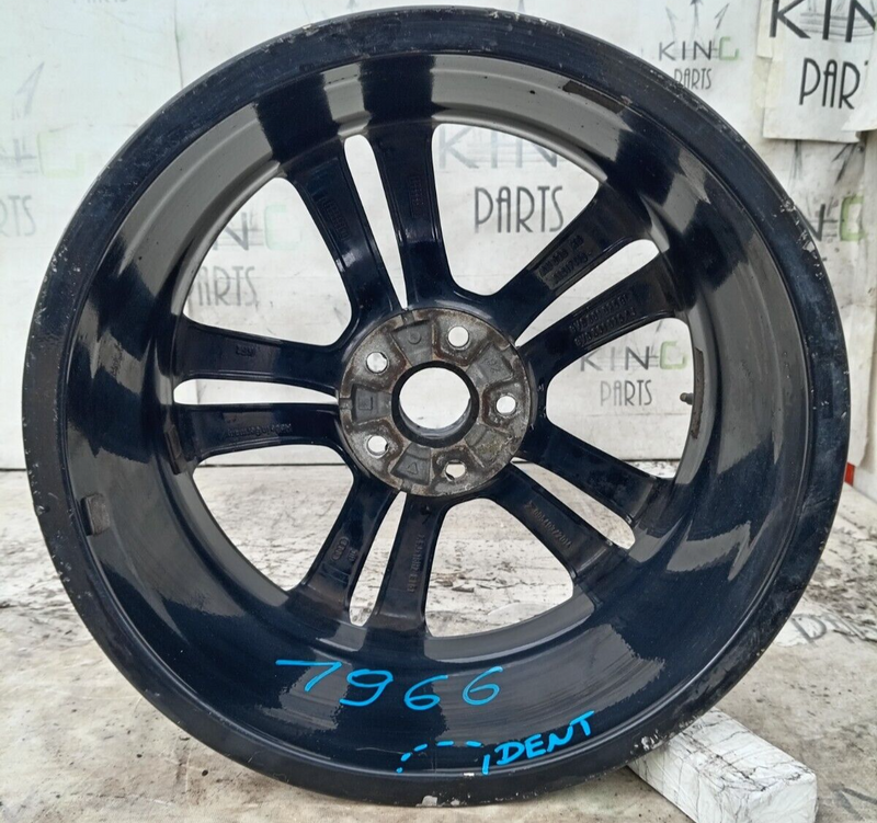 AUDI A3 S3 8V GENUINE ALLOY WHEEL RIM 18" 7.5Jx18H2 ET51 8V0601025AJ