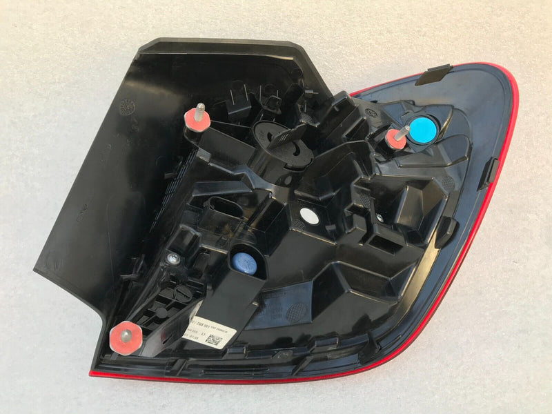 MERCEDES A W177 SE 18-22 LEFT SIDE REAR FENDER **NEW TAILLIGHT LAMP A1779067902