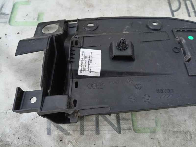 AUDI E-TRON 2018-ON FRONT LEFT ENGINE COMPARTMENT TRIM COVER 4KE821169 GENUINE