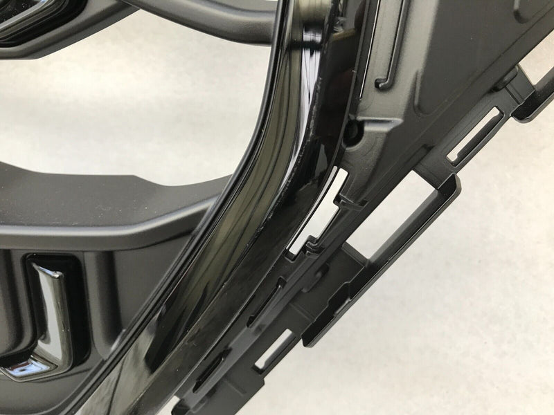 AUDI Q8 SQ8 FACELIFT LCI 2024 FRONT BUMPER GRILL RADIATOR GRILLE 4M8853651CL