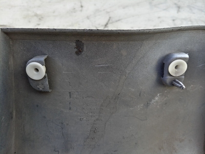 RANGE ROVER SPORT 2009-2013 FRONT LEFT WING LOWER TRIM AH3M-5711-AAW