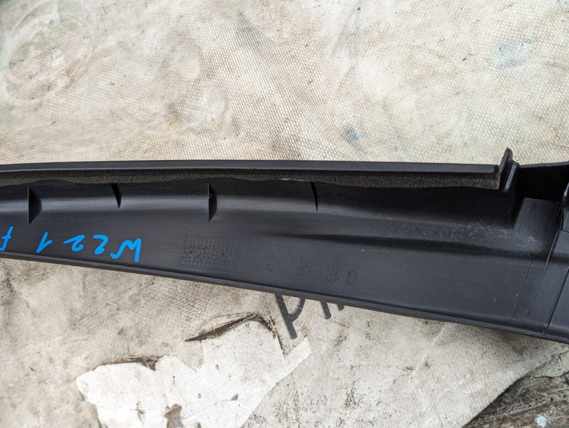 MERCEDES S-CLASS W221 06-13 FRONT RIGHT O/S DOOR WINDOW OUTER FRAME A2217250271