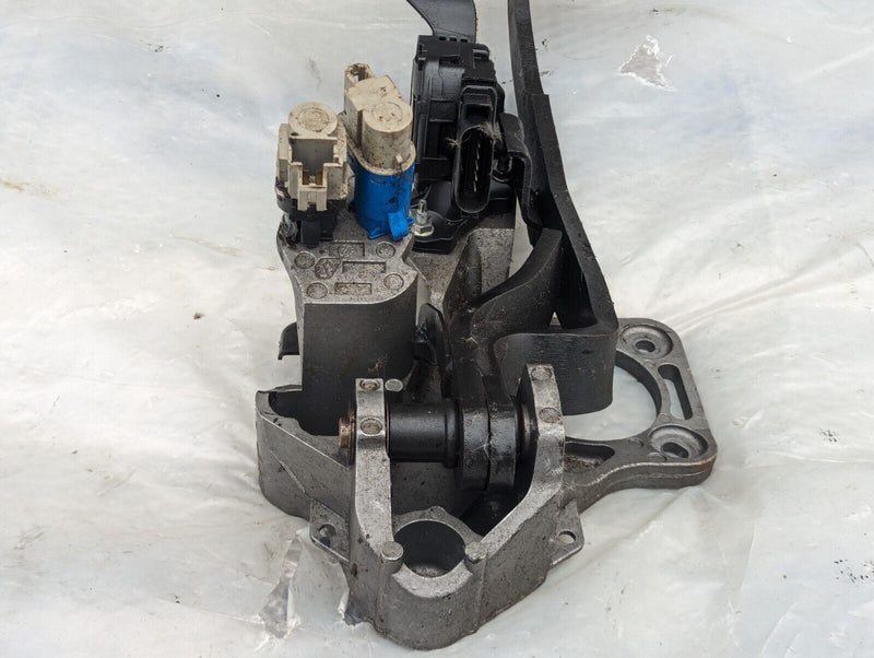 RANGE ROVER EVOQUE L538 BRAKE AND ACCELERATOR PEDAL BOX ASSEMBLY BJ32-9F836-BB