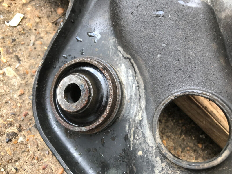 NISSAN QASHQAI J11 MK2 2013-20 1.6 DCI LEFT SIDE FRONT HUB, WISHBONE, BRAKE DISC