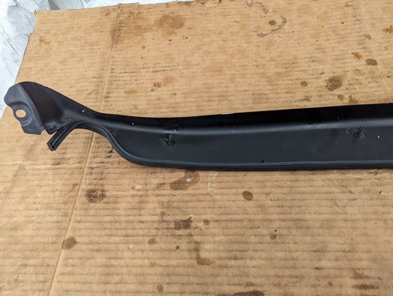 VW GOLF MK7 2012-2020 FRONT WINDSCREEN LOWER SCUTTLE PANEL 5G0805275 GENUINE