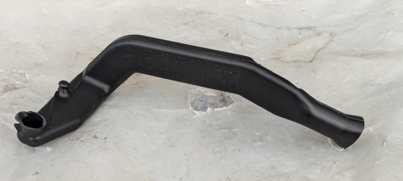 MERCEDES-BENZ C-CLASS W204 2007-2011 OTHER AIR GUIDE DUCT A2048310245 GENUINE