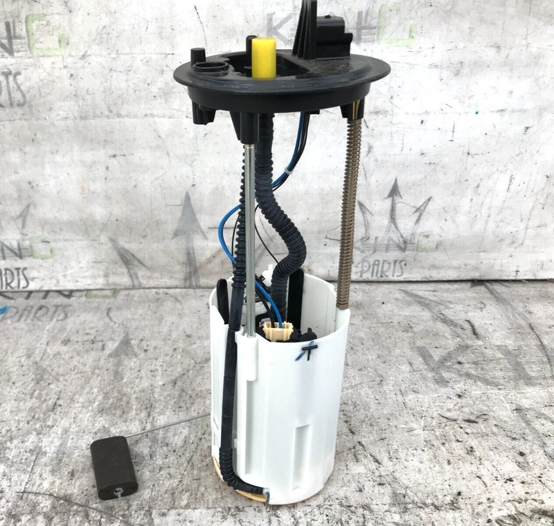 MITSUBISHI FUSO CANTER 0580203210 GENUINE FUEL TANK DELIVERY FUEL PUMP ML216922