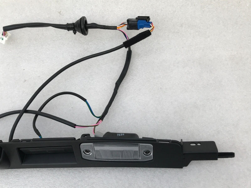 HYUNDAI KONA OS LCI 20-22 COMPLETE GARNISH LIGHT PLATE, WIRING LOOM & CAMERA