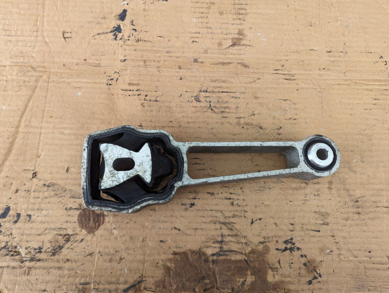 RANGE ROVER EVOQUE L538 2.2L DIESEL 11-15 FRONT RIGHT O/S ENGINE MOUNT BRACKET