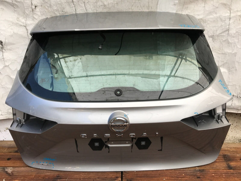 NISSAN QASHQAI J12 MK3 2021- REAR TAILGATE BOOT  LID PANEL & WINDOW GLASS