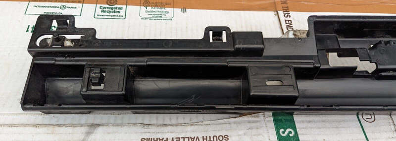 BMW 3 SERIES F30 2011-2019 LEFT N/S SKIRTING MOUNT BRACKET 7256917 GENUINE