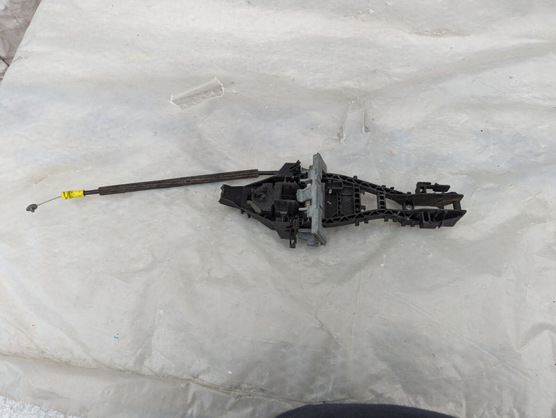 RANGE ROVER EVOQUE L538 REAR RIGHT O/S EXTERIOR DOOR HANDLE MOUNT BJ32-24994-CC