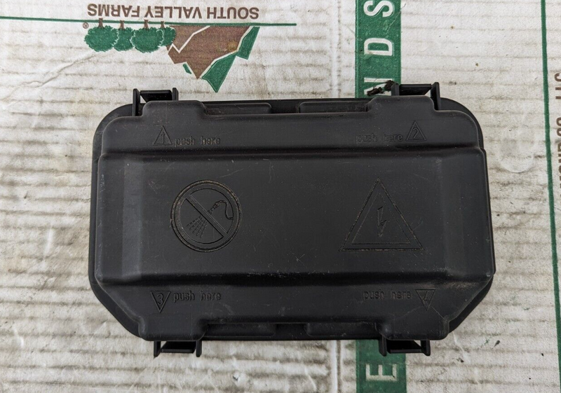 BMW 3 SERIES F30 2011-2019 FUSE BOX COVER LID 9224872 GENUINE