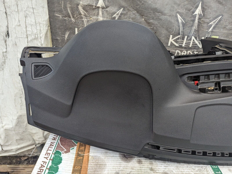 BMW 3 SERIES F30 11-19 COMPLETE SET DASHBOARD 4X SEAT BELTS & 2XAIR BAG&CURTAINS