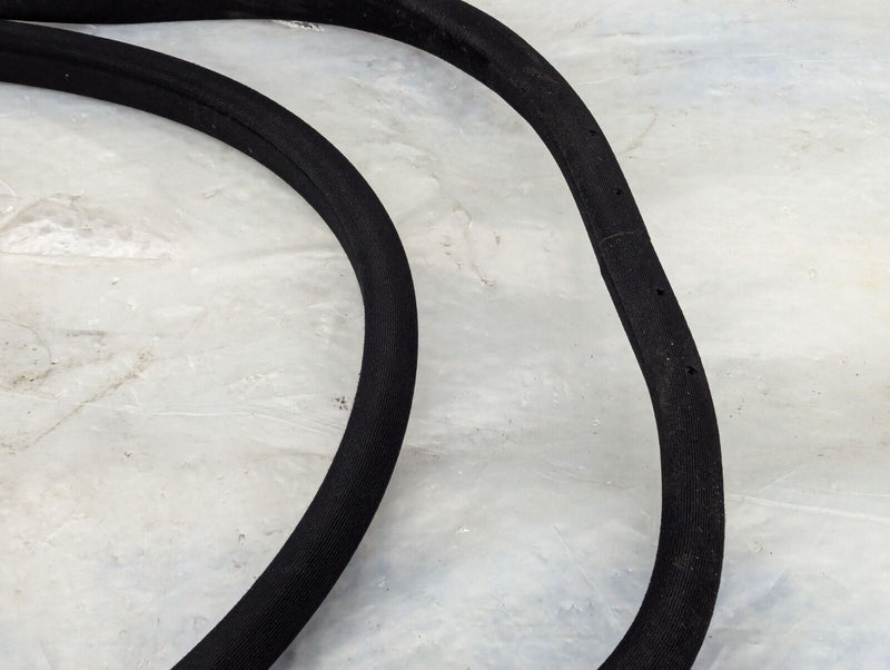 MERCEDES C-CLASS W204 07-11 REAR RIGHT O/S DOOR RUBBER GASKET SEAL A2046970151