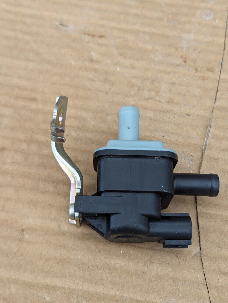 TOYOTA RAV4 MK5 XA50 2019-ON VACUUM VALVE SENSOR 90910-12279 GENUINE