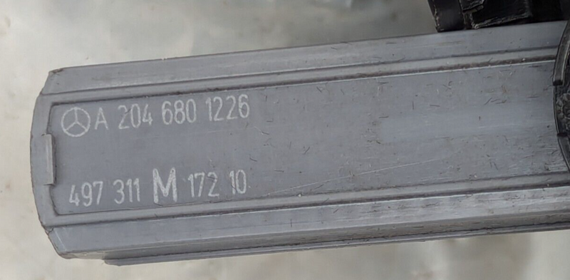 MERCEDES-BENZ C-CLASS W204 07-11 GLOVE BOX STORAGE COMPARTMENT A2046800011