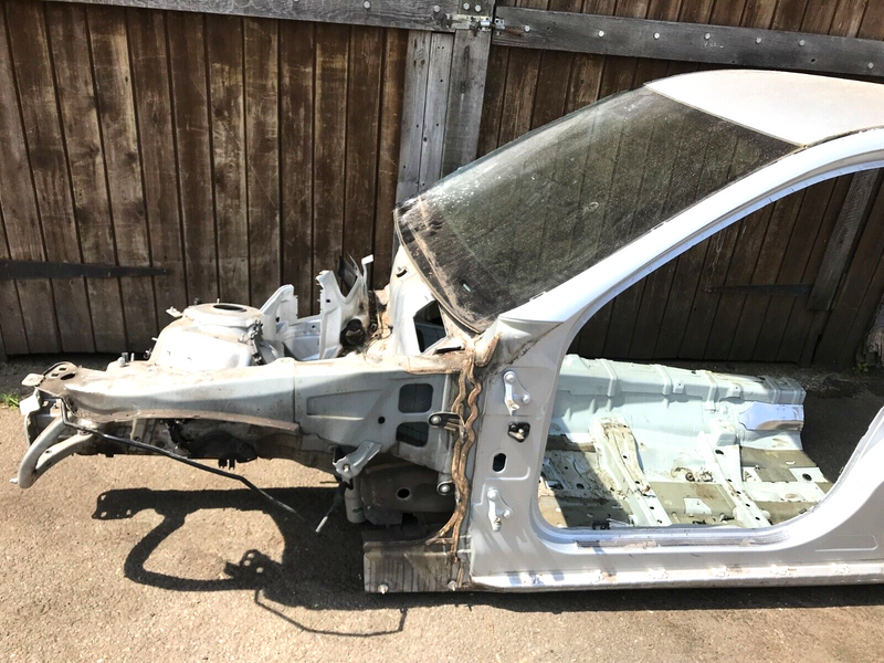 MERCEDES S CLASS W221 SALOON 05-13 LEFT SIDE FRONT BODY CUT PART QUARTER PANEL
