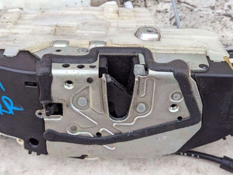 MERCEDES S-CLASS W221 2006-2013 REAR RIGHT O/S DOOR LOCK MECHANISM A2217302835