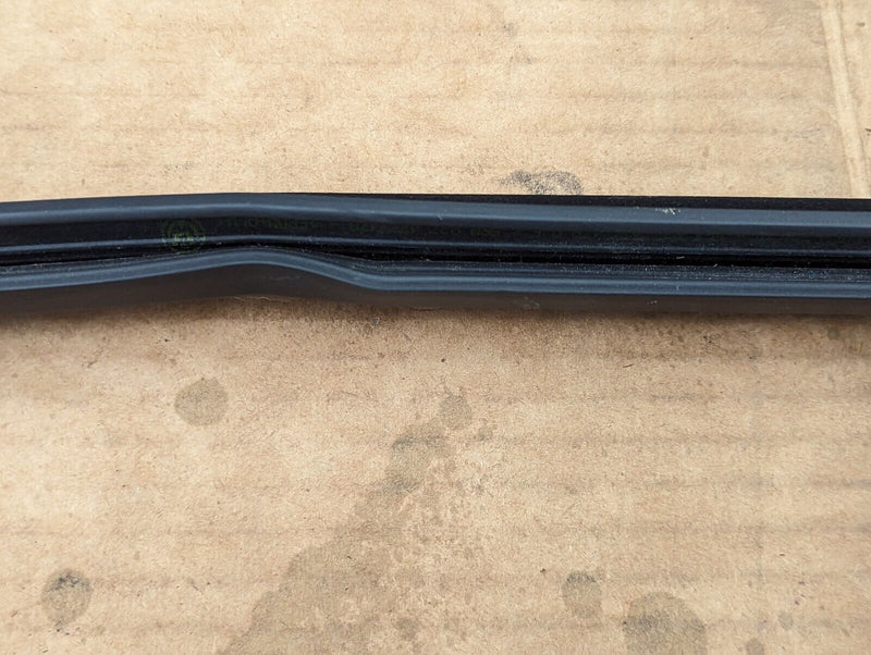 VW GOLF MK7 2012-2020 FRONT LEFT N/S DOOR WINDOW MOLDING TRIM 5G4837477