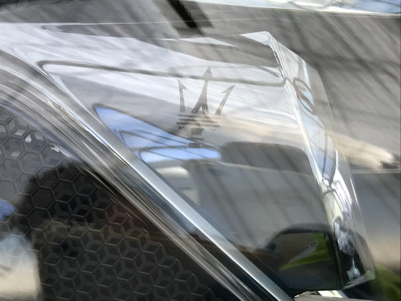 MASERATI GRECALE M182 **NEW GENUINE FRONT HEADLIGHT LAMP RIGHT SIDE IT51360748