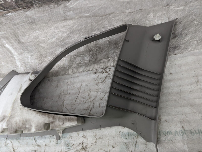 BMW X1 E84 09-15 REAR RIGHT C PILLAR TRIM COVER GENUINE 2991312