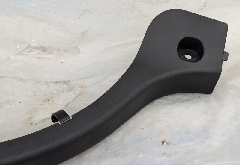 MERCEDES-BENZ C-CLASS W204 07-11 REAR LEFT BOOT LID HINGE COVER A2048210189