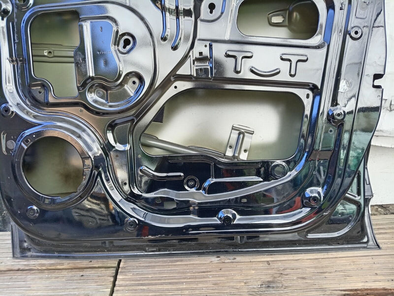 MG ZS 2018-2023 GENUINE FRONT DOOR SHELL PANEL RIGHT DRIVER SIDE 10385314