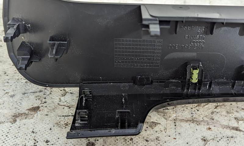 AUDI E-TRON 2018-ON INSTRUMENT CLUSTER UPPER PANEL TRIM COVER 4KE864300 GENUINE